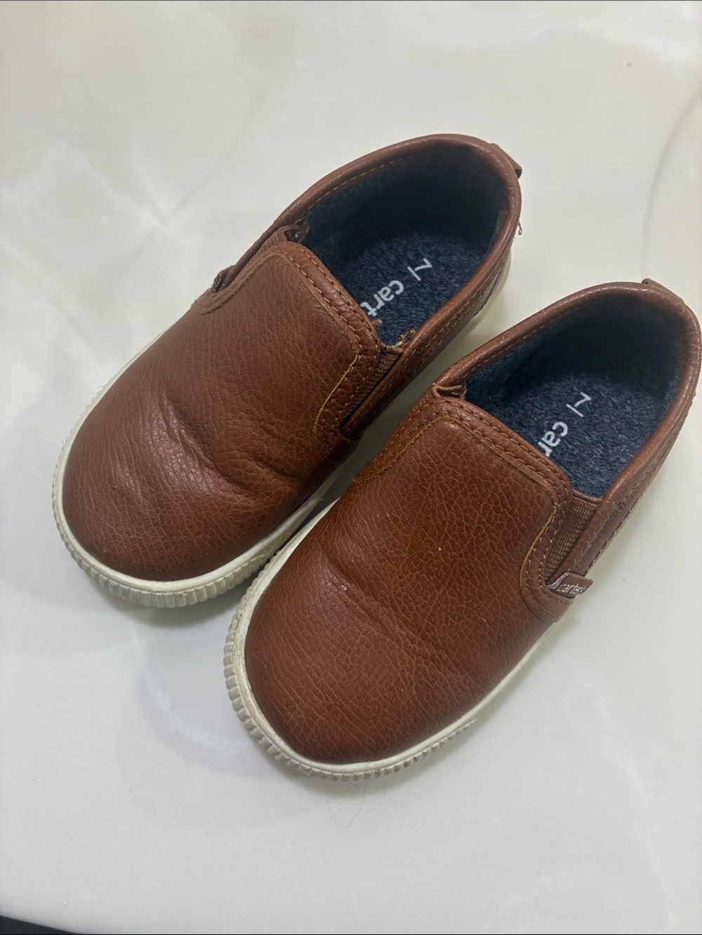Carters child’s 7 loafers